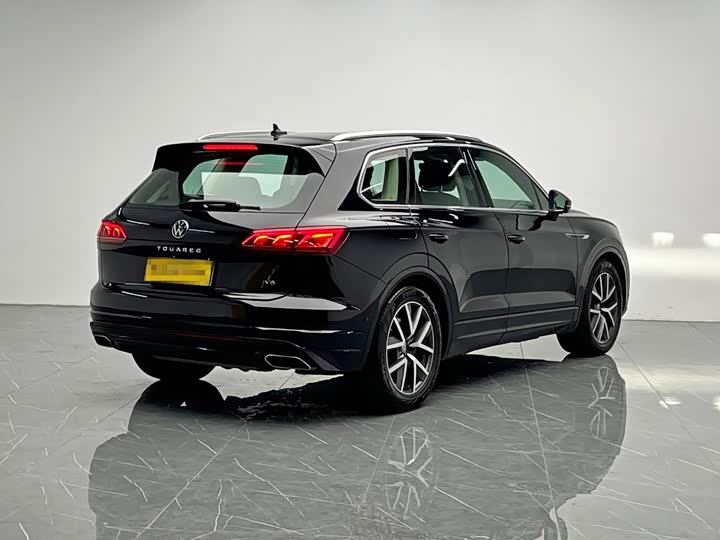 Volkswagen Touareg, 2022 — фото 6 из 9