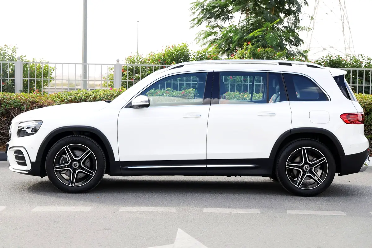 Mercedes-Benz GLB-Class, 2025 — фото 3 из 10