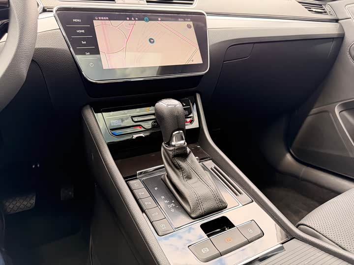 Skoda Superb, 2023 — фото 9 из 9