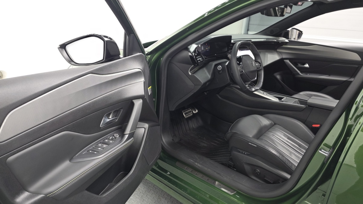 Peugeot 308, 2023 — фото 10 из 12