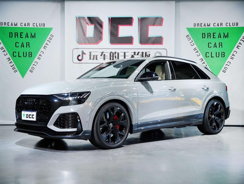 Audi RS Q8, 2023 — купить в Москве под ключ