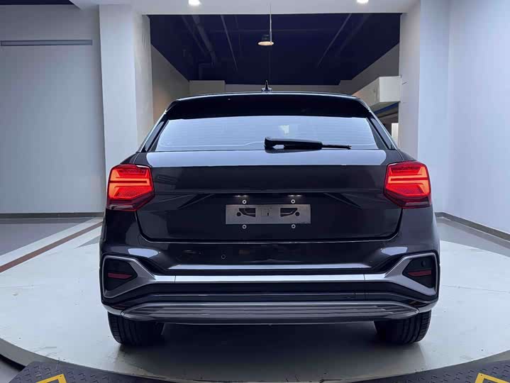 Audi Q2L e-tron, 2022 — фото 7 из 9