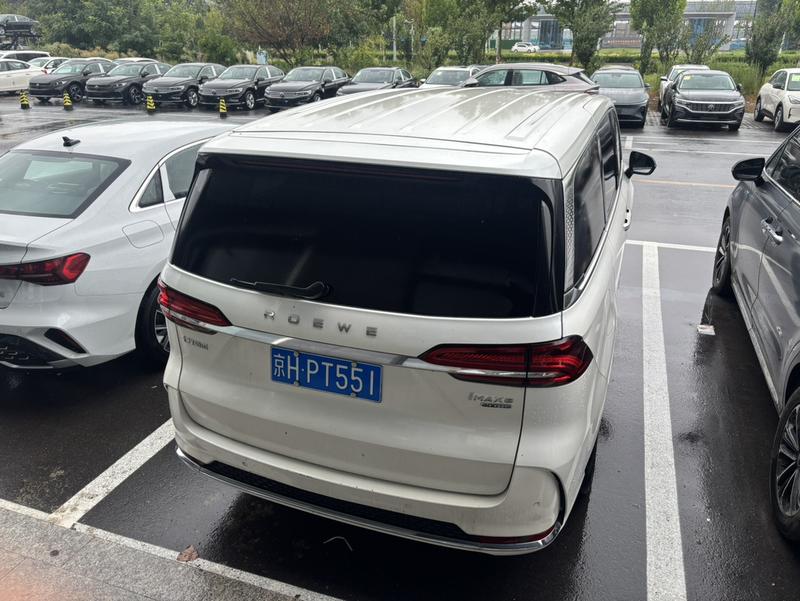 Roewe iMax 8, 2023 — фото 3 из 10