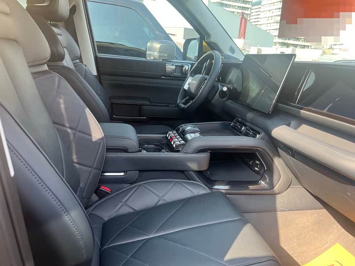 BYD FangChengBao Leopard 5, 2024 — фото 4 из 9