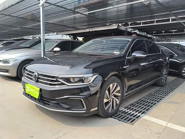 Volkswagen Magotan GTE Hybrid, 2023 — купить в Пензе под ключ