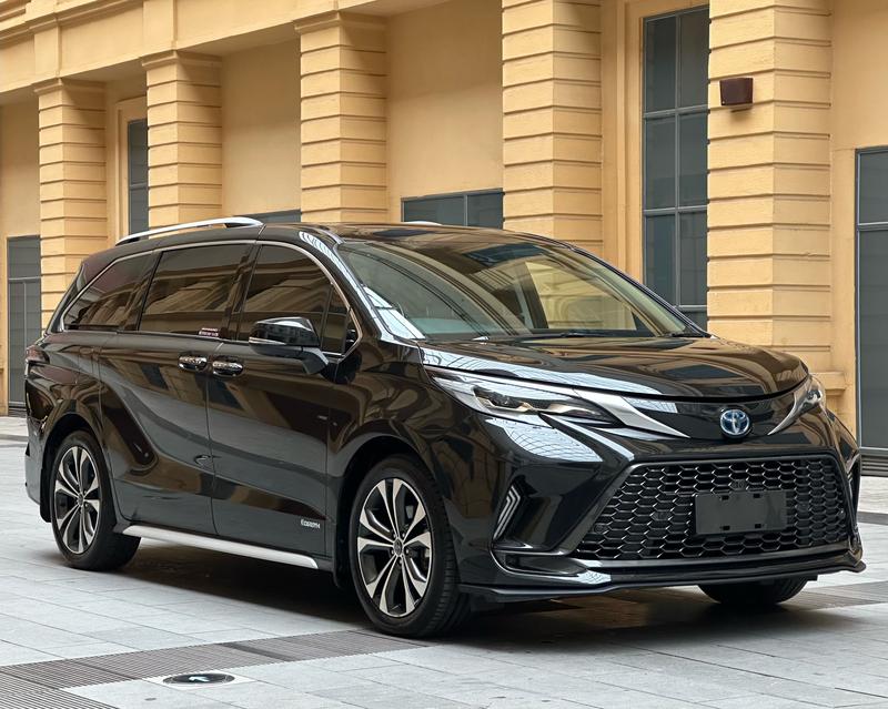 Toyota Granvia, 2023 — фото 3 из 12