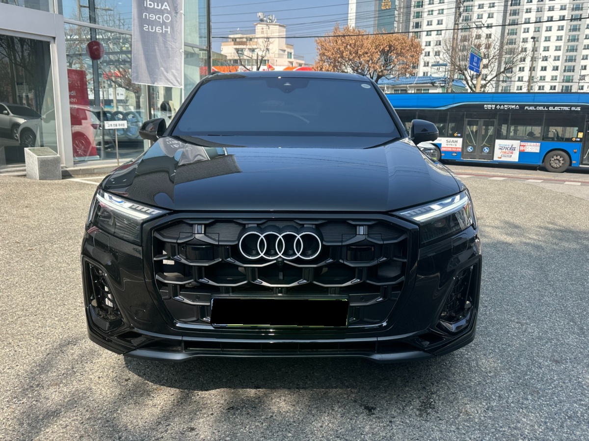 Audi Q7, 2025 — фото 3 из 12