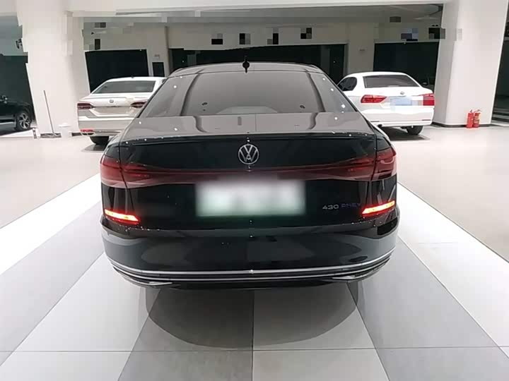 Volkswagen Passat Hybrid, 2022 — фото 6 из 9