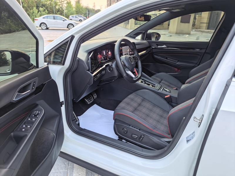 Volkswagen Golf GTI, 2023 — фото 9 из 12