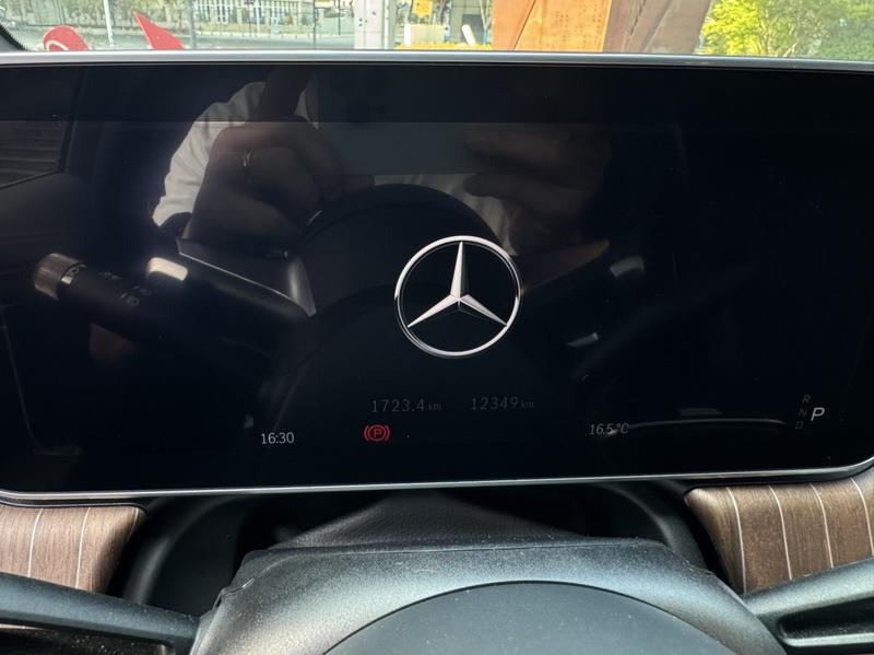 Mercedes-Benz EQE SUV, 2023 — фото 10 из 12