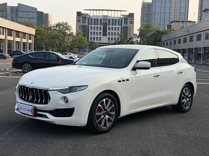 Maserati Levante, 2022 — купить в Самаре под ключ