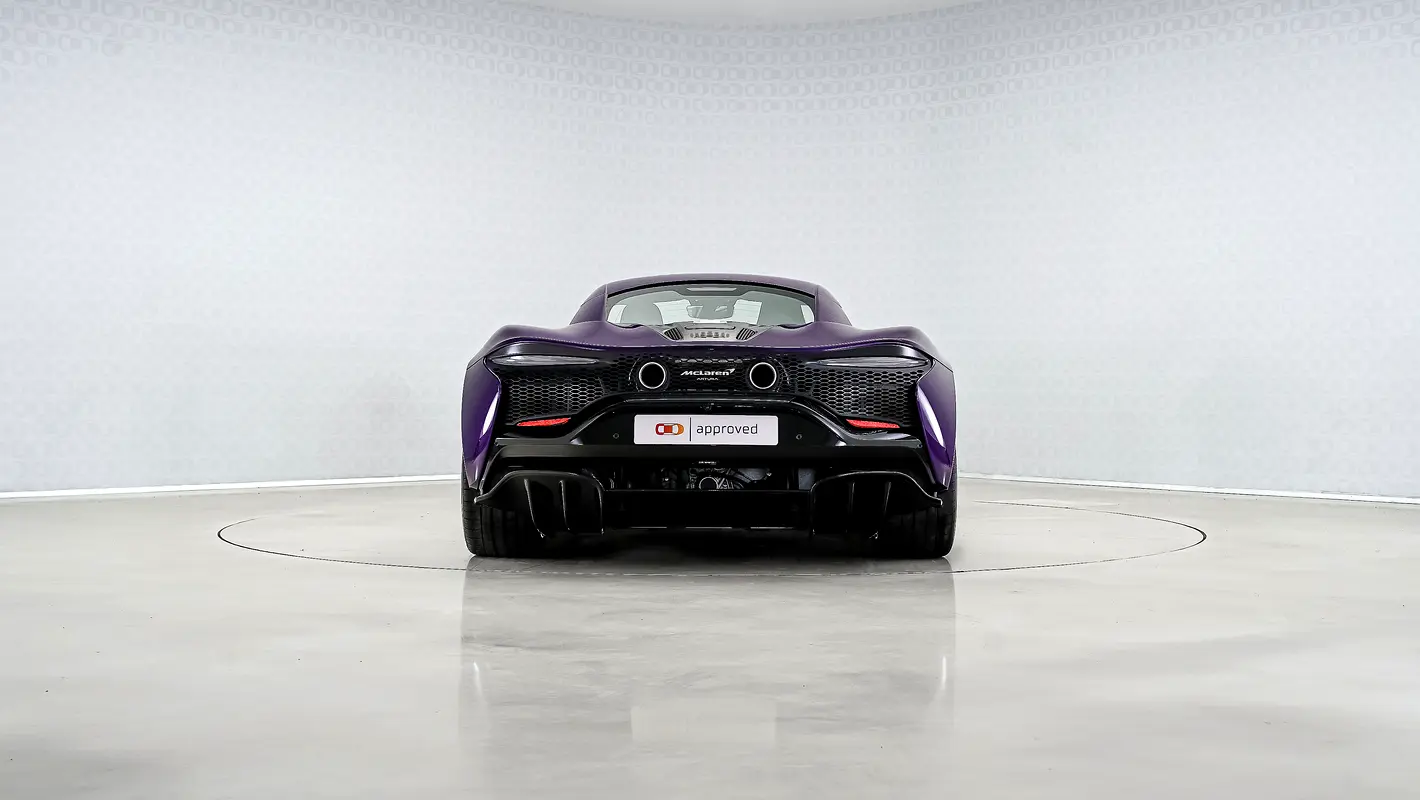 McLaren Artura, 2023 — фото 9 из 10