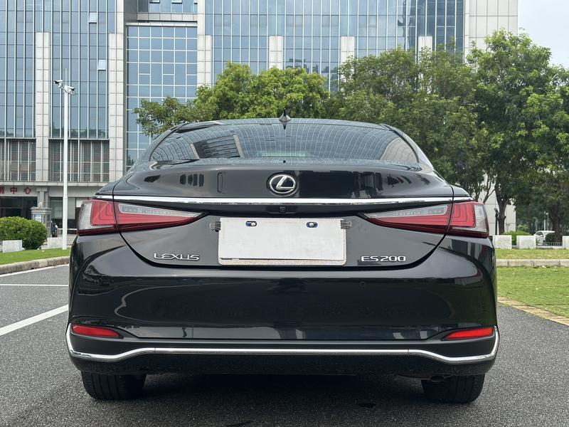 Lexus ES, 2024 — фото 5 из 12