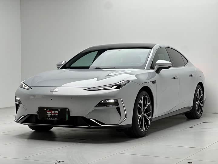 Geely Galaxy E8, 2025 — купить в Иванове под ключ