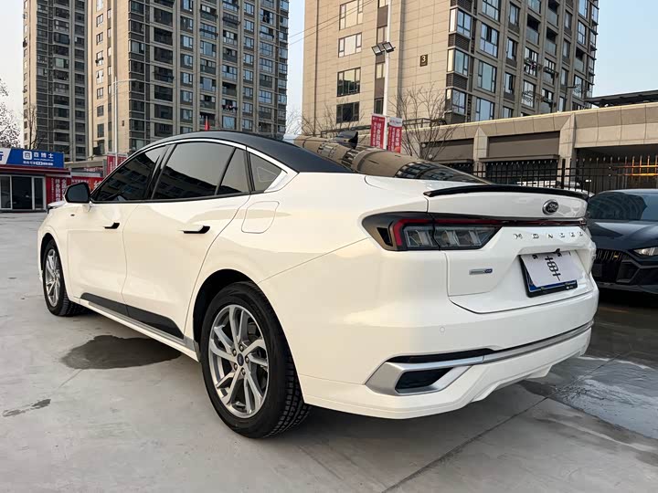 Ford Mondeo, 2023 — фото 7 из 9