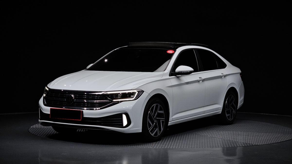 Volkswagen Jetta, 2022 — купить в Москве под ключ