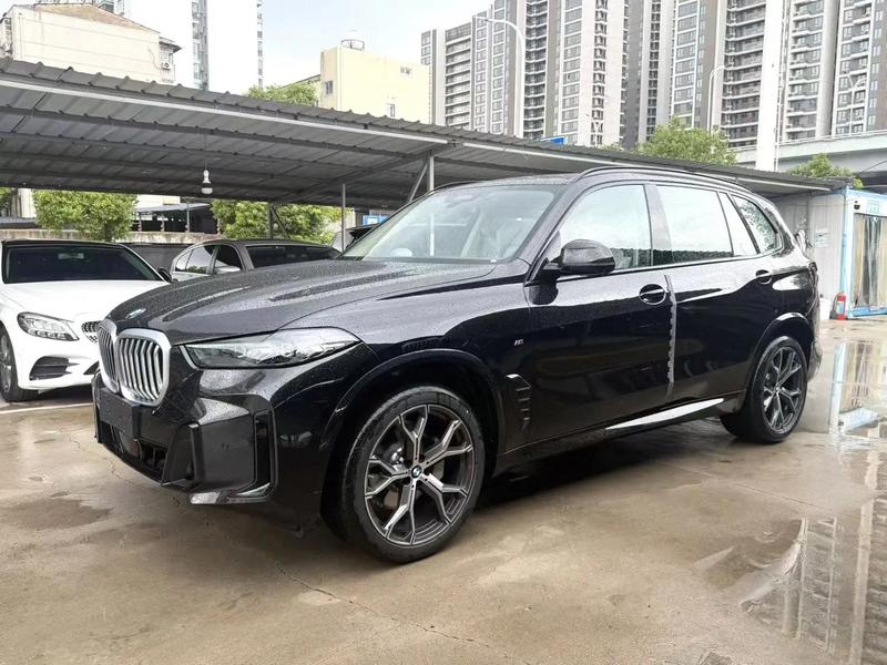 BMW X5, 2026 — купить в Калуге под ключ