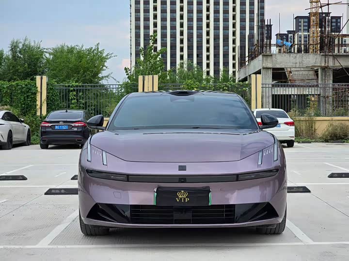 Lynk & Co 30 EM-P Hybrid, 2026 — фото 2 из 9