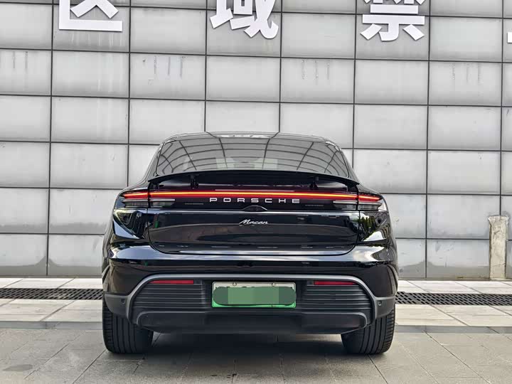 Porsche Macan EV, 2026 — фото 7 из 7
