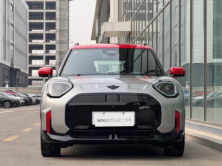 Mini Aceman JCW, 2026 — фото 2 из 9