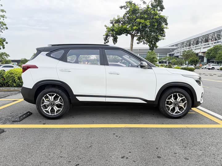 Kia KX3, 2022 — фото 4 из 9