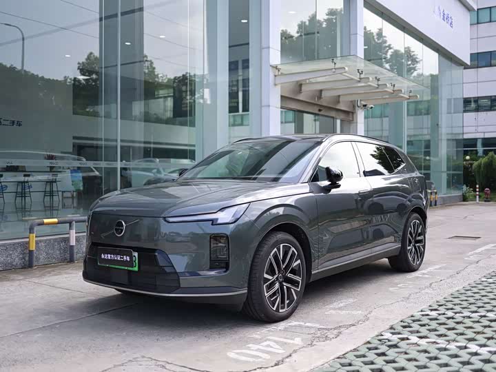 Volvo XC70 Hybrid, 2026 — купить в Туле под ключ