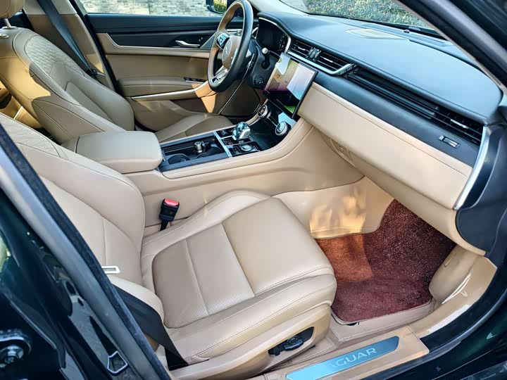 Jaguar XF L, 2024 — фото 5 из 9