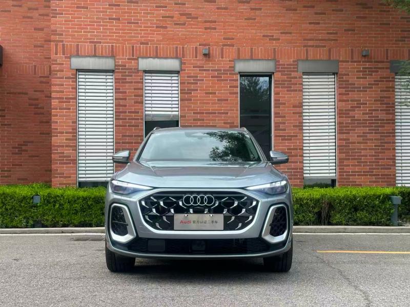 Audi Q5L, 2025 — фото 2 из 12