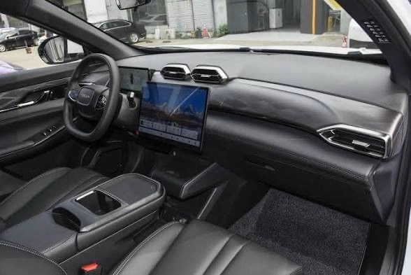 Dongfeng Aeolus E70, 2025 — фото 4 из 5