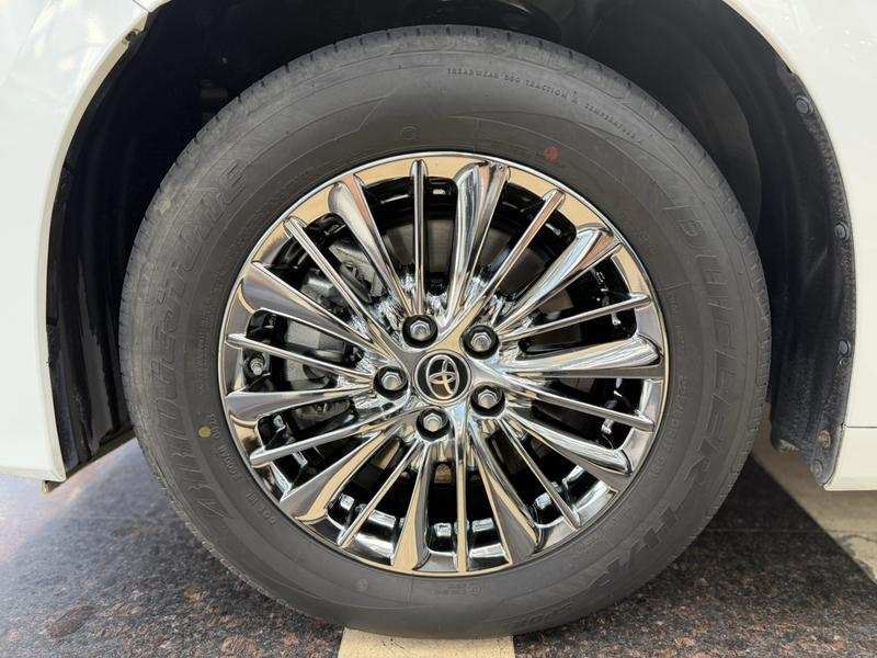 Toyota Alphard, 2022 — фото 9 из 12