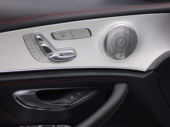 Mercedes-Benz E-Class AMG, 2022 — фото 7 из 9