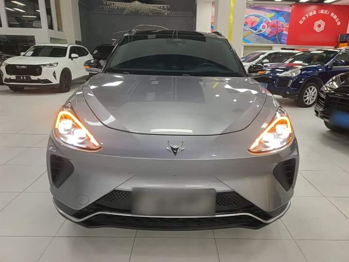 BAIC Arcfox Alpha T, 2022 — фото 3 из 9