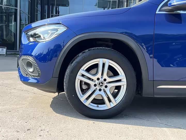 Mercedes-Benz GLA-Class, 2023 — фото 8 из 9