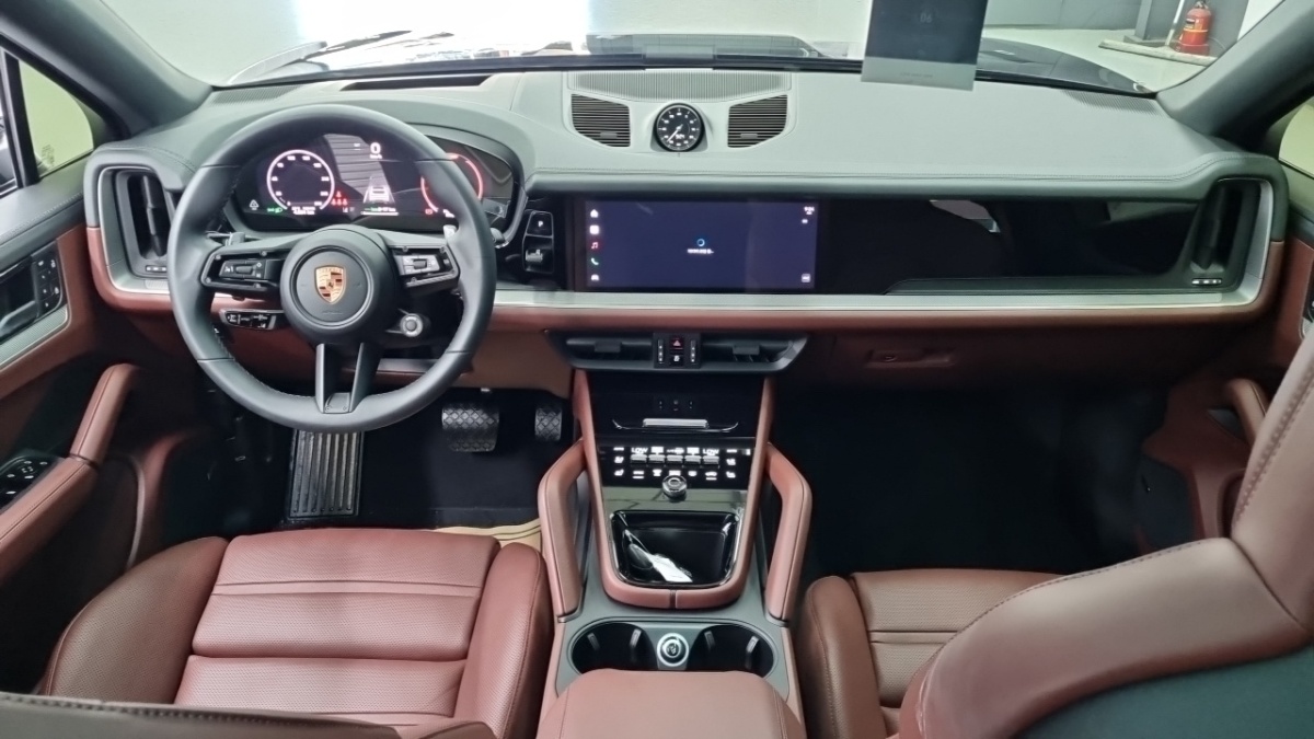 Porsche Cayenne, 2025 — фото 11 из 12