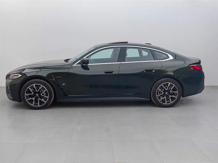 BMW i4, 2025 — фото 3 из 9