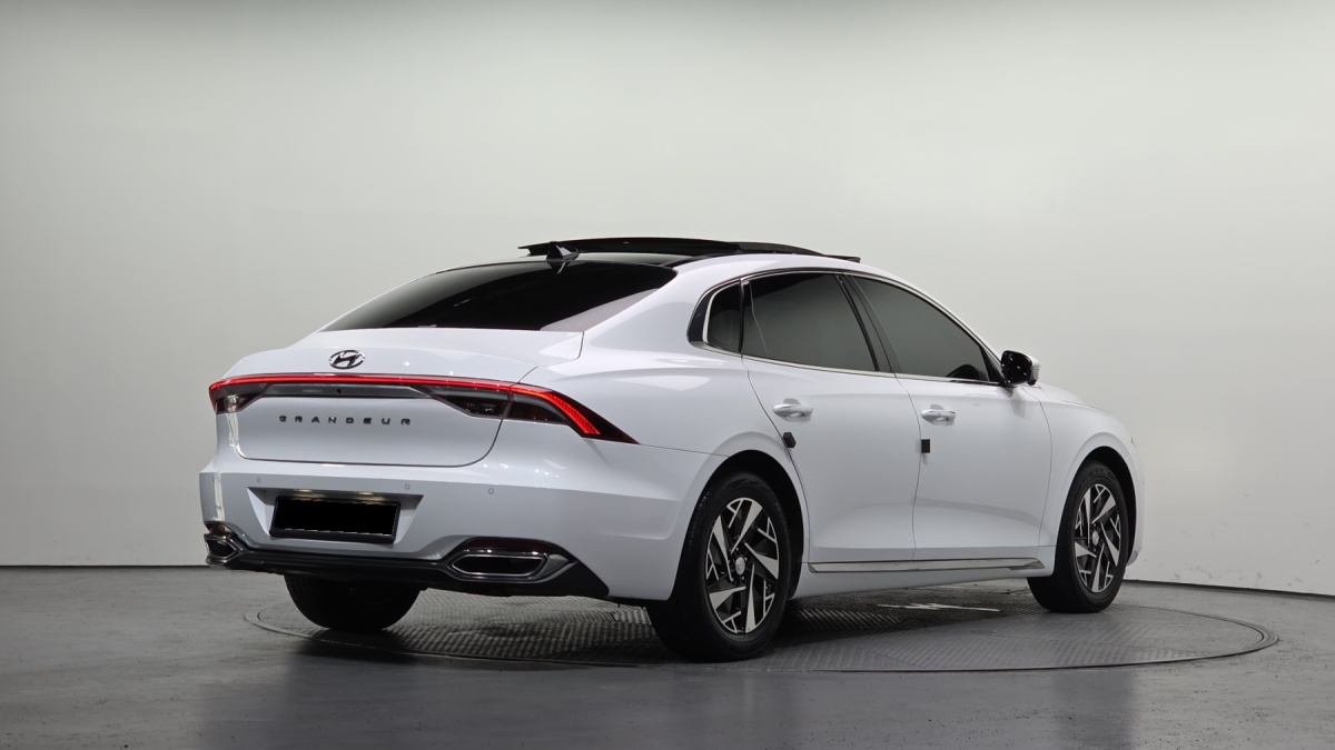 Hyundai Grandeur, 2022 — фото 2 из 12