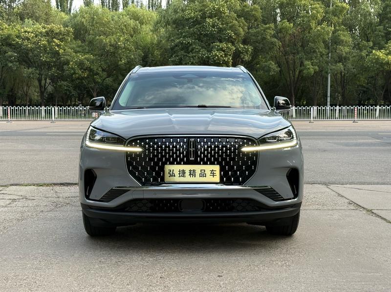 Lincoln Aviator, 2025 — фото 2 из 12
