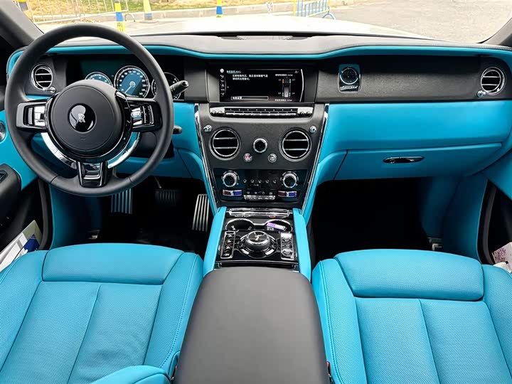 Rolls-Royce Cullinan, 2022 — фото 6 из 9