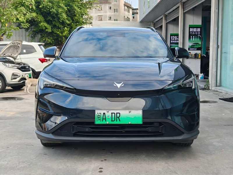 BAIC Arcfox Alpha T5, 2024 — фото 2 из 9