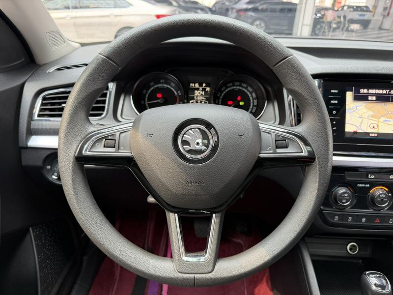 Skoda Kamiq, 2021 — фото 10 из 12