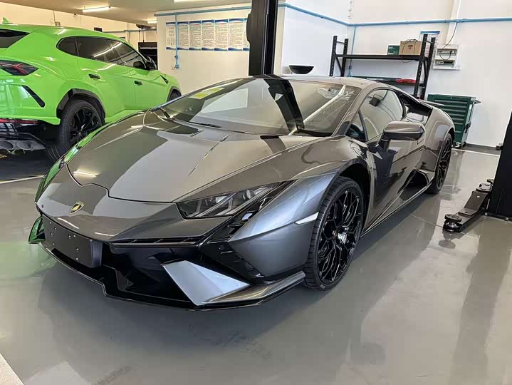 Lamborghini Huracán, 2024 — купить в Белгороде под ключ