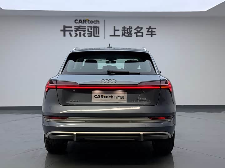 Audi e-tron, 2025 — фото 6 из 9