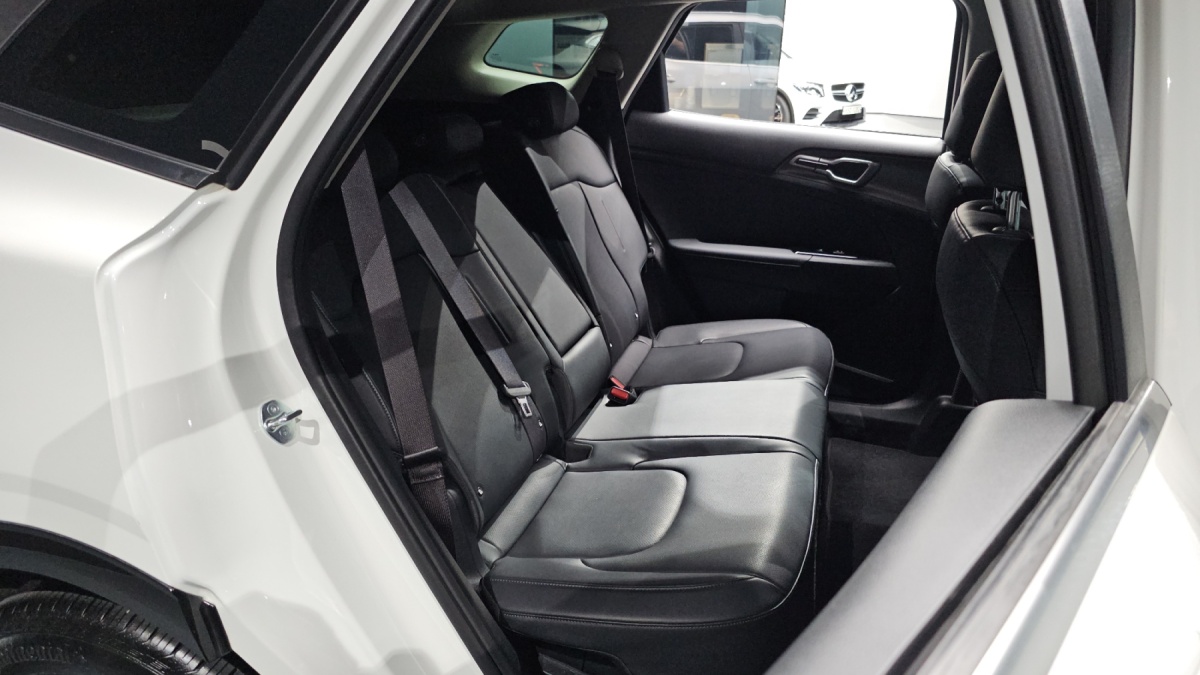 Kia Sportage, 2023 — фото 11 из 12