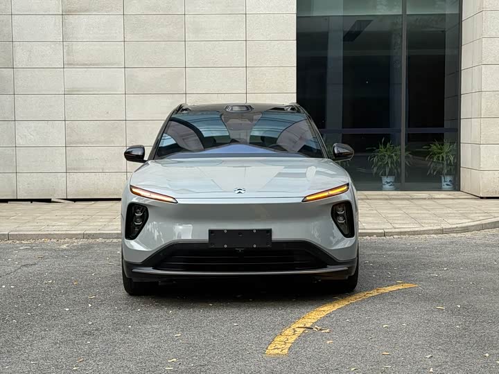 Nio ES6, 2025 — фото 2 из 9