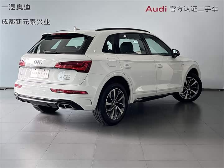 Audi Q5L, 2023 — фото 4 из 9