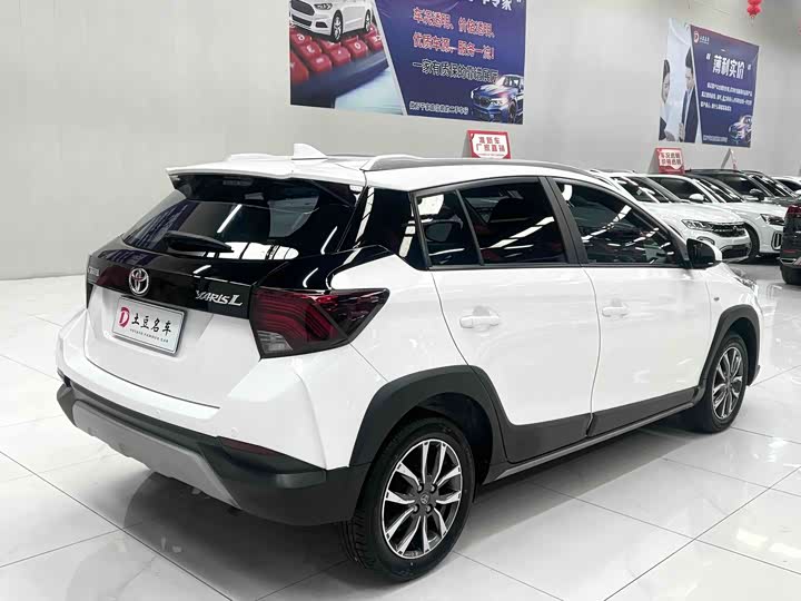 Toyota Yaris L Hatchback, 2022 — фото 6 из 9