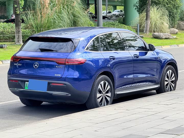Mercedes-Benz EQC, 2021 — фото 6 из 9