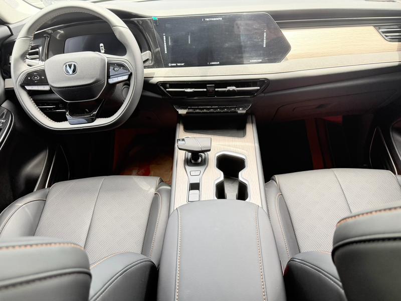 Changan X7 Plus, 2024 — фото 6 из 12
