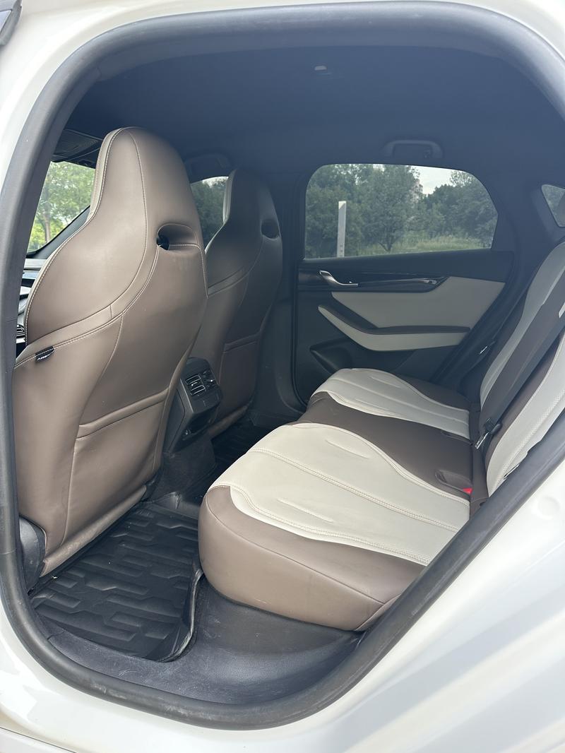 BYD Qin Plus, 2023 — фото 8 из 9