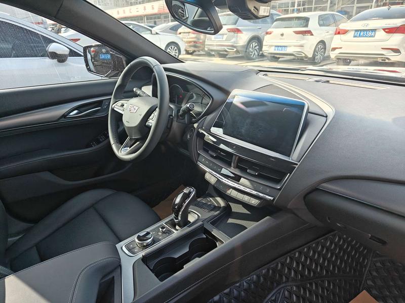 Cadillac CT5, 2022 — фото 5 из 9